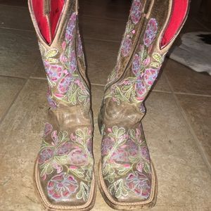 Womens Macie Bean cowboy boots